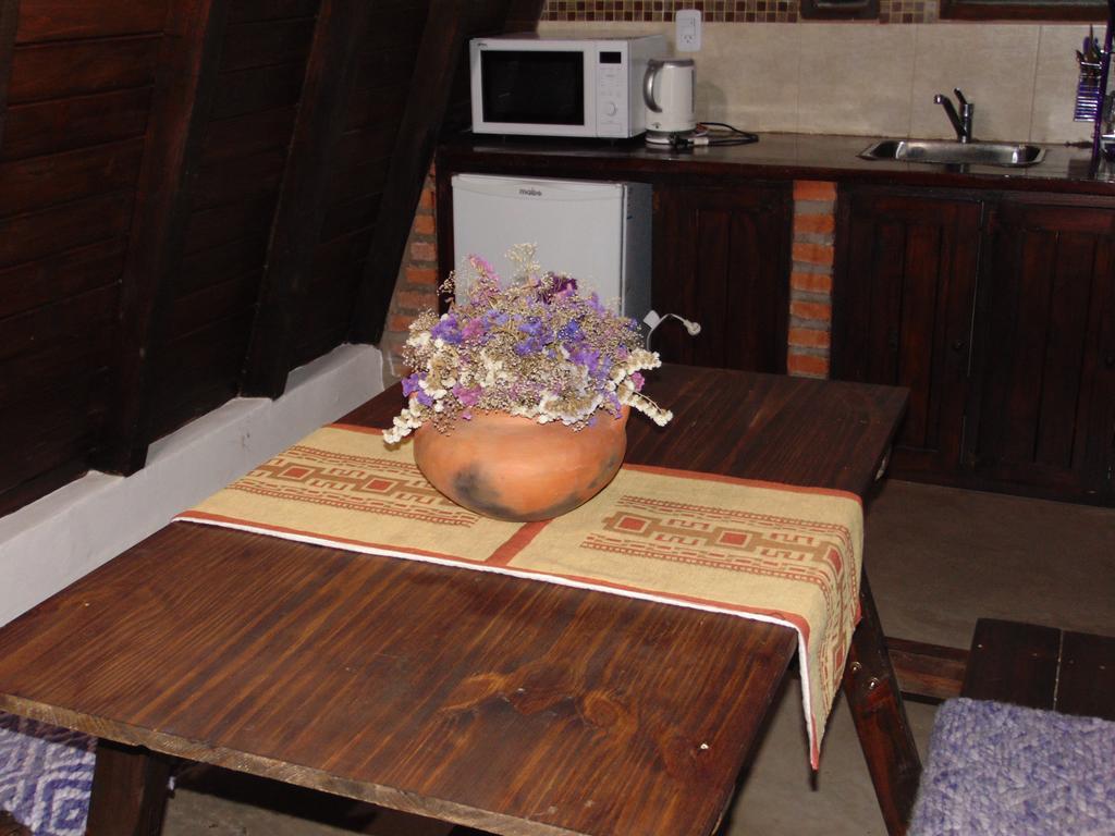 Cabanas Xibi Xibi San Salvador de Jujuy Δωμάτιο φωτογραφία